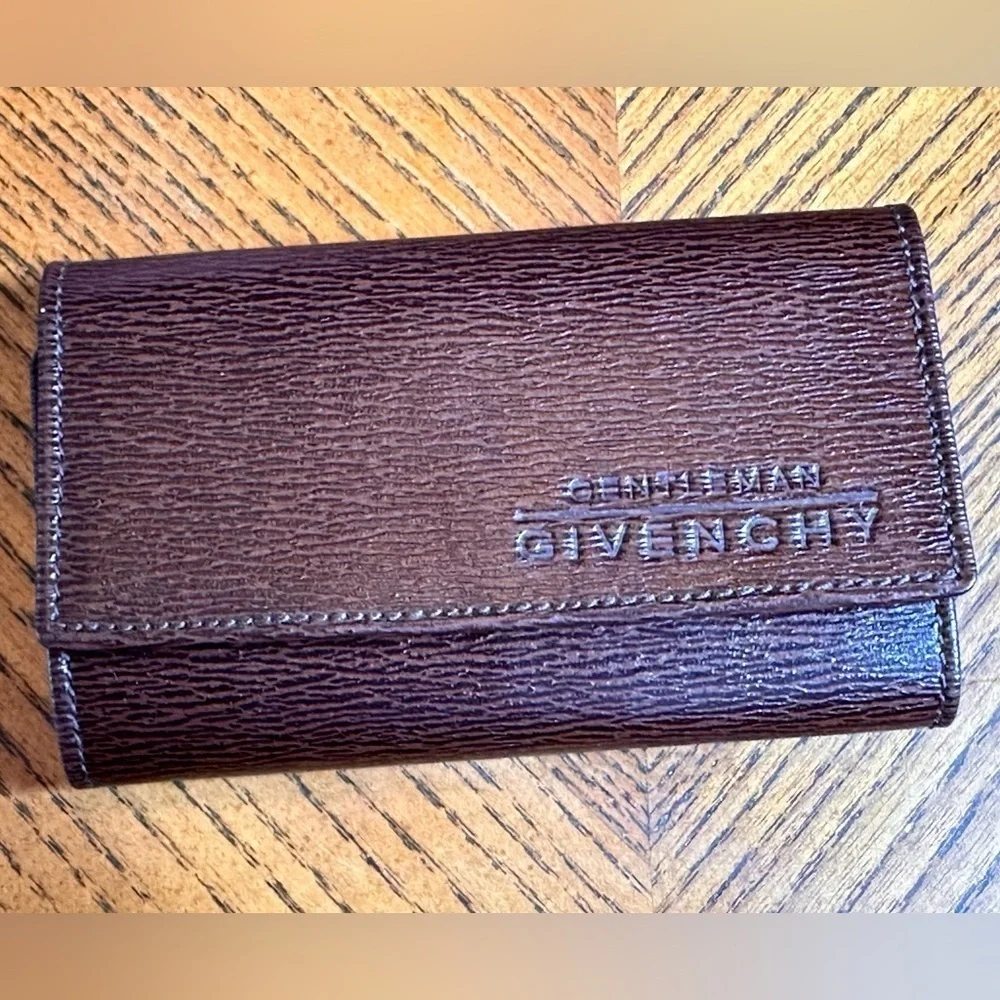 Givenchy description key